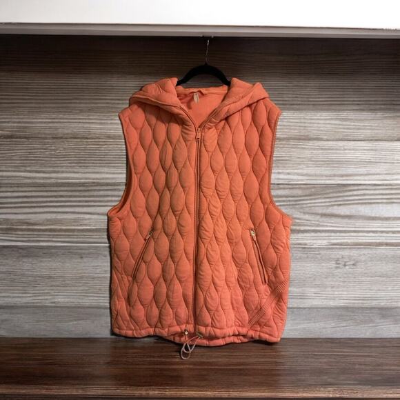 Free People FP Movement Dream Big Hooded Quilted Vest Coral Womens Size M Comfy - Picture 2 of 8
